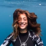Mouna 🧜‍♀️ • Digital Detox & Océan